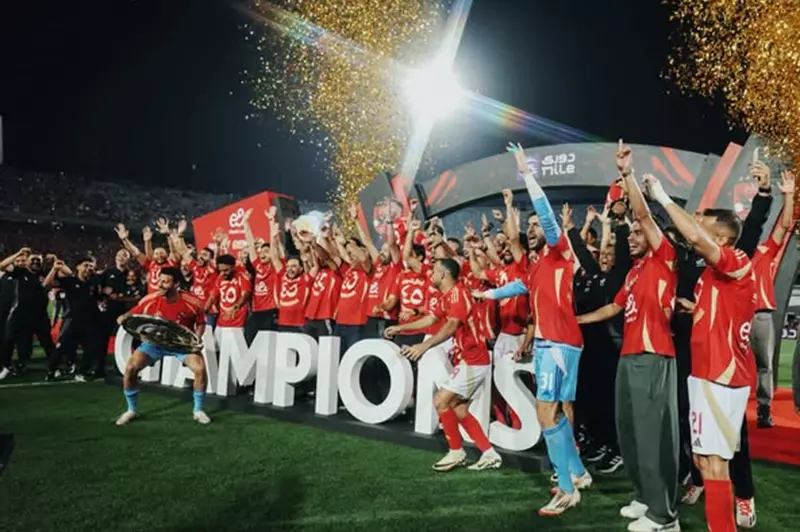 حصاد يلا كورة: تتويج الأهلي، تعليق قيد الزمالك، واحتفالات بيراميدز